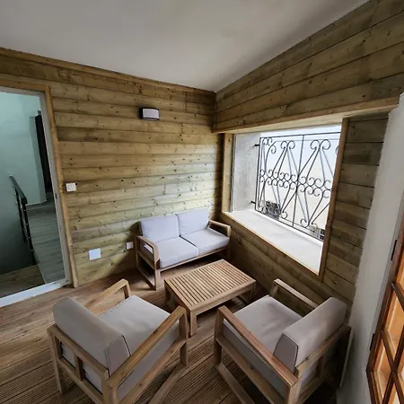 Дом отдыха Maison De Village Centre Historique Avec Terrasse Байарг
